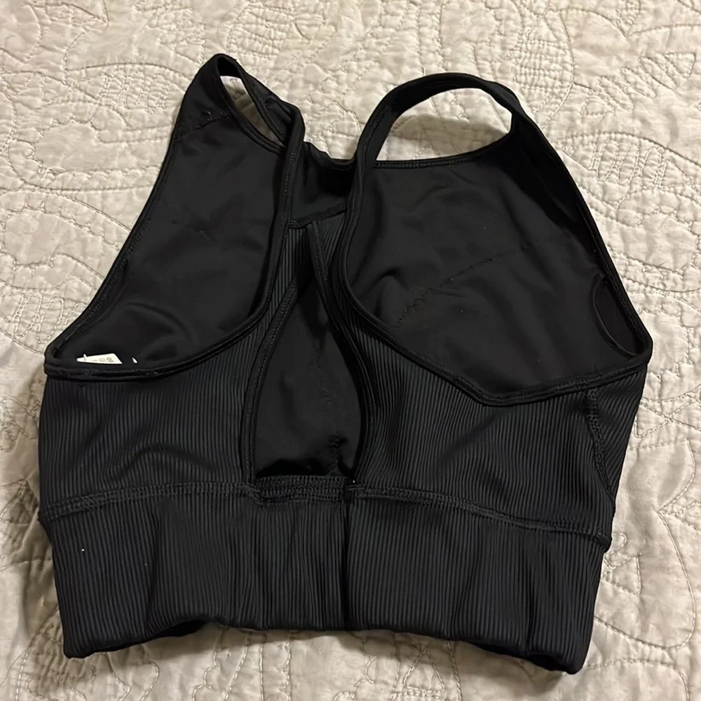 Adidas sports bra size small - Picture 2 of 3